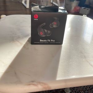 Beats New in box Beats Pro headphones ear buds